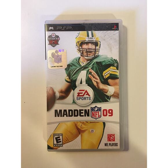 Madden 2009 (Sony PSP, 2008) EA Brett Farve Cover Greenbay Packers CIB Complete - Picture 1 of 5